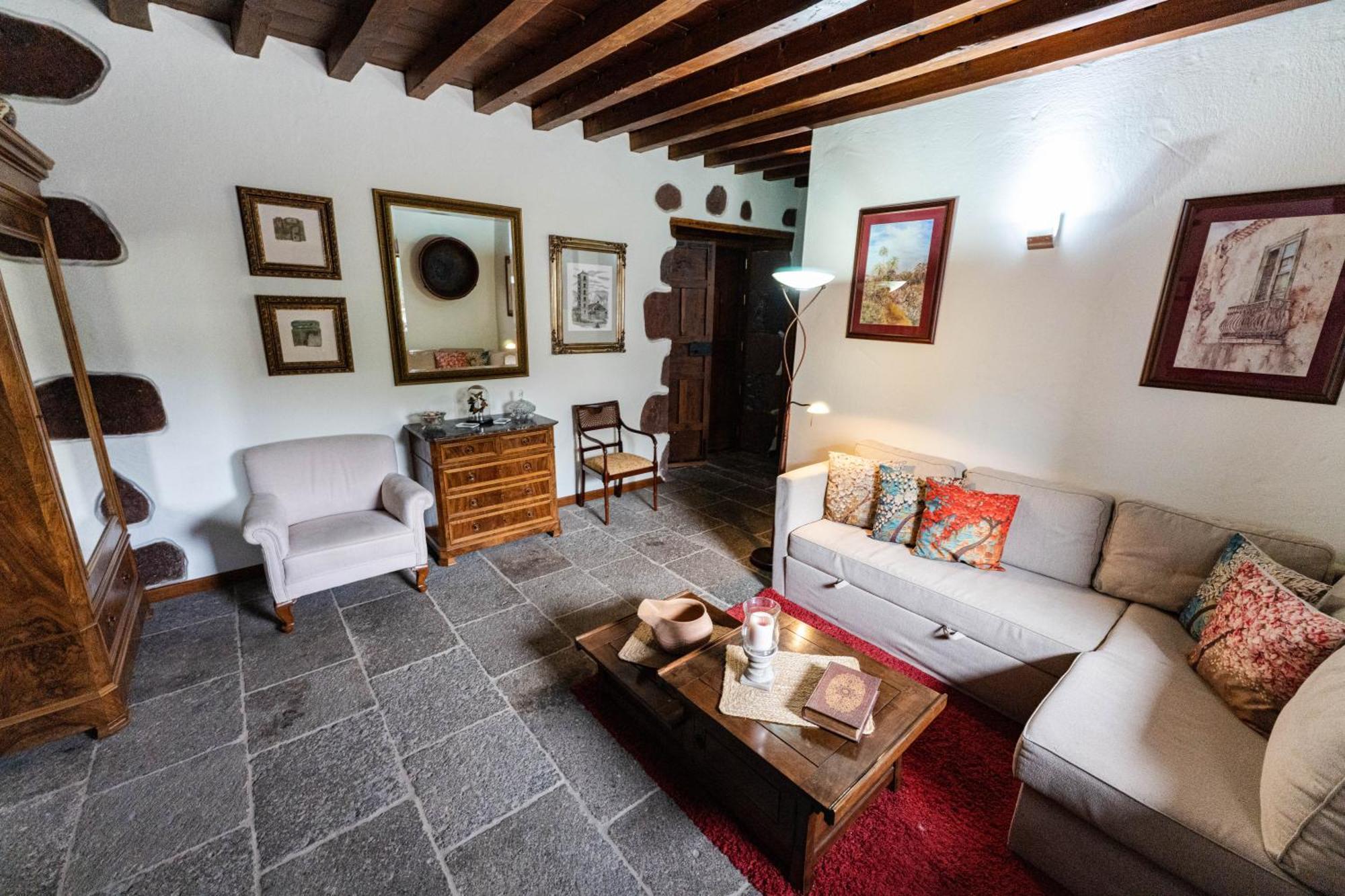 Villa Ancient Historical House à Santa Lucía Extérieur photo